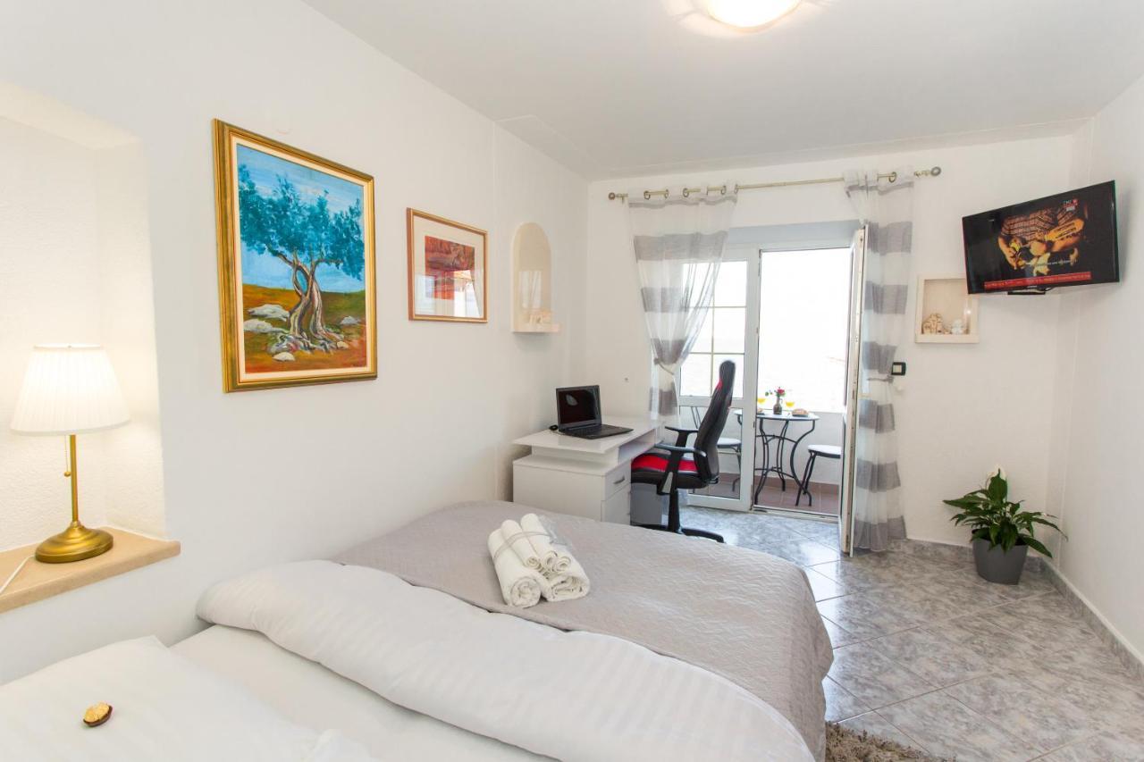 Apartments Desiree Sutivan Kültér fotó